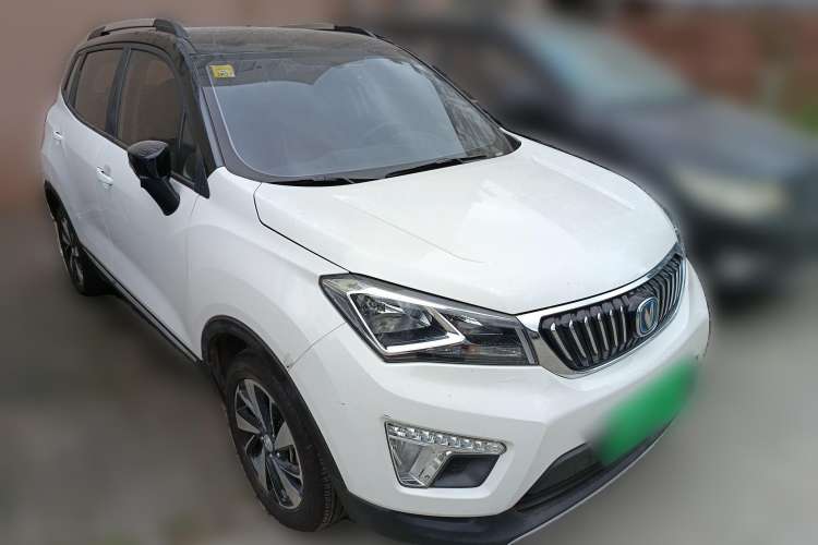 Used CHANGAN CS15EV 2019 400i model Front Right 45 Deg