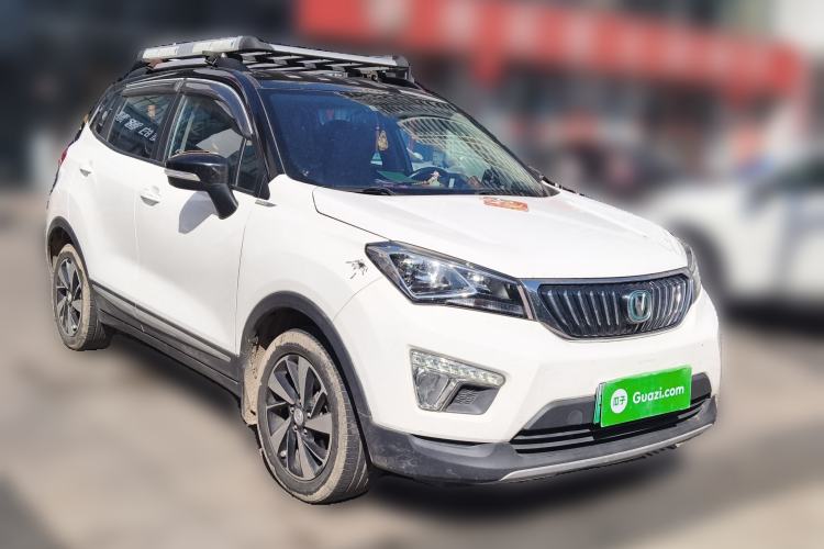 Used CHANGAN CS15EV 2019 400i model Front Right 45 Deg