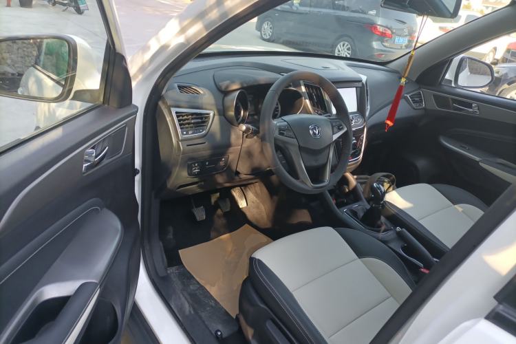 Used CHANGAN CS35 2017 1.6L Manual Luxury Model Driver Seat
