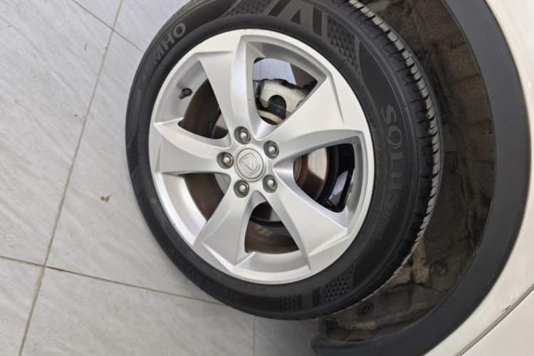 Used CHANGAN CS35 2017 1.6L Automatic Prestige Model Right Rear Wheel Hub