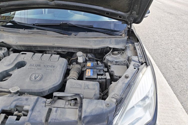 Used CHANGAN CS35 2012 1.6L Manual Luxury Version China V Standard Engine Bay Left