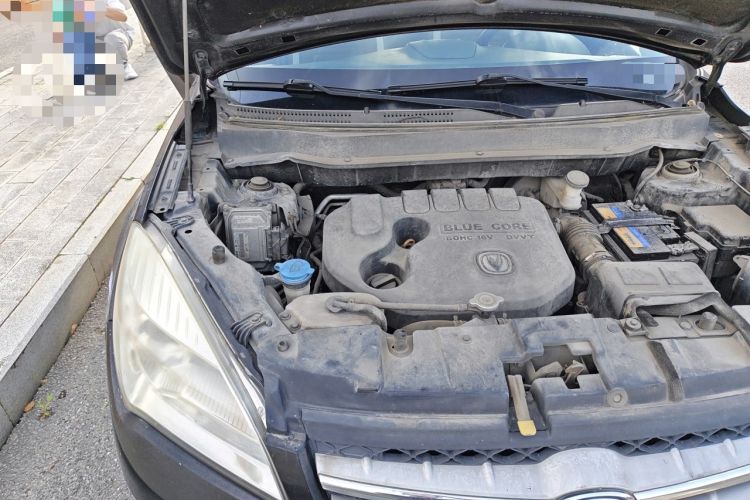 Used CHANGAN CS35 2012 1.6L Manual Luxury Version China V Standard Engine Bay Right