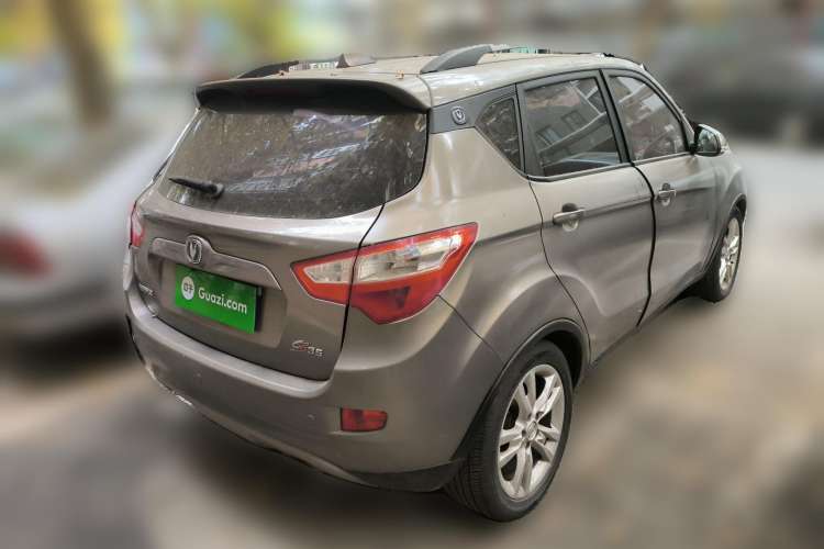 Used CHANGAN CS35 2012 1.6L Manual Luxury Model China IV Standard Rear Right 45 Deg