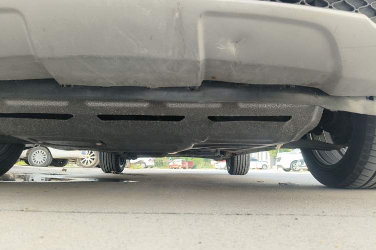 Used CHANGAN CS35 2012 1.6L Manual Luxury Model China IV Standard Chassis Front