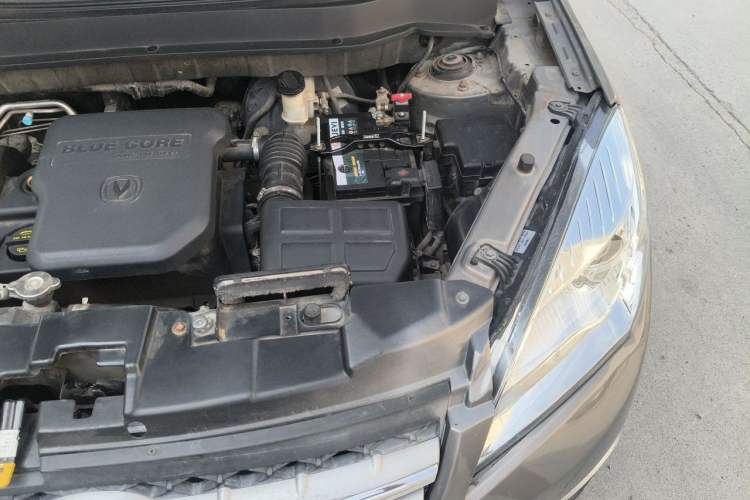 Used CHANGAN CS35 2012 1.6L Manual Luxury Model China IV Standard Engine Bay Left