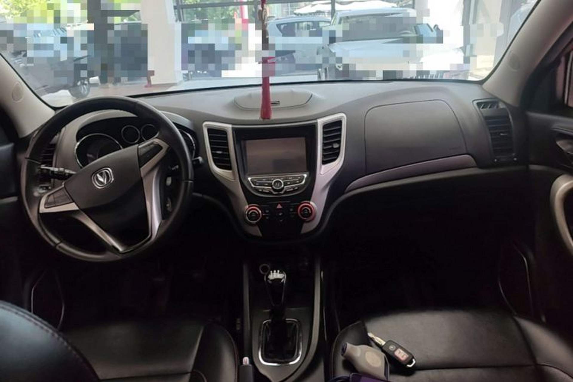 Used CHANGAN CS35 2012 1.6L Manual Luxury Model China IV Standard Center Console