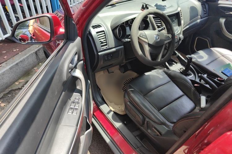 Used CHANGAN CS35 2012 1.6L Manual Luxury Model China IV Standard Driver Seat
