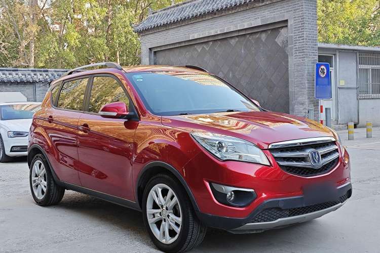 Used CHANGAN CS35 2012 1.6L Manual Luxury Model China IV Standard Exterior 2