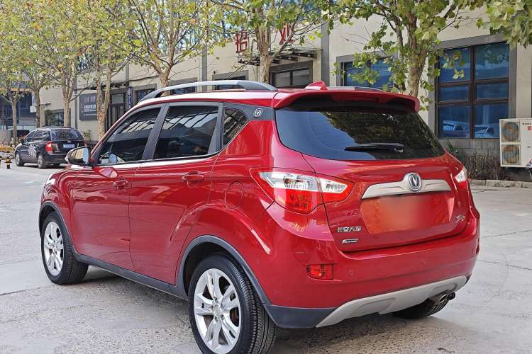 Used CHANGAN CS35 2012 1.6L Manual Luxury Model China IV Standard Exterior 3