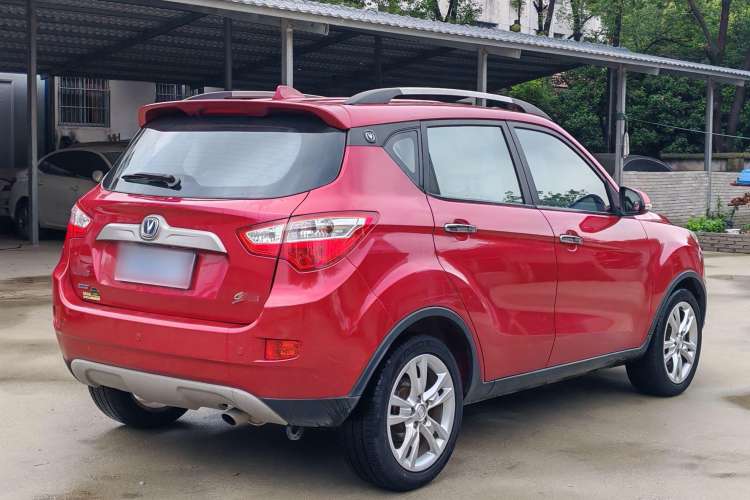 Used CHANGAN CS35 2012 1.6L Automatic Luxury Version China IV Standard Exterior 5