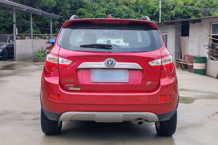 Used CHANGAN CS35 2012 1.6L Automatic Luxury Version China IV Standard Exterior 6