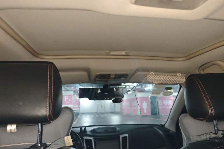 Used CHANGAN CS35 2012 1.6L Automatic Luxury Version China IV Standard Headliner