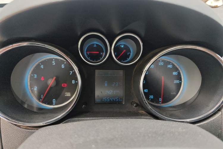 Used CHANGAN CS35 2012 1.6L Manual Luxury Model China IV Standard Instrument Cluster