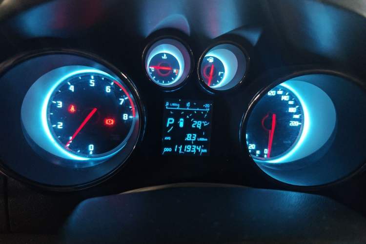 Used CHANGAN CS35 2012 1.6L Automatic Luxury Version China IV Standard Instrument Cluster