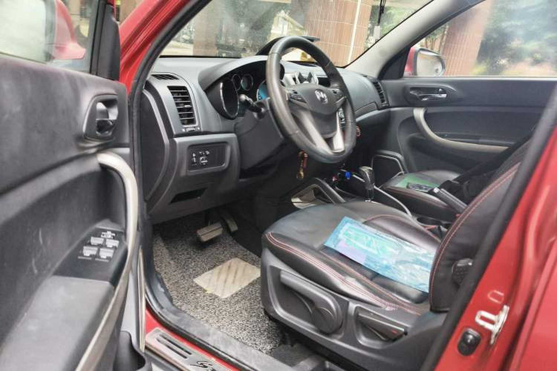 Used CHANGAN CS35 2012 1.6L Automatic Luxury Version China V Standard Left Front Seat