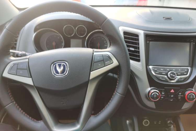 Used CHANGAN CS35 2012 1.6L Manual Luxury Model China IV Standard Left Front Seat