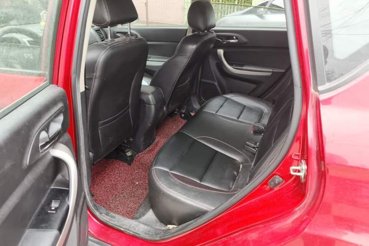 Used CHANGAN CS35 2012 1.6L Manual Luxury Model China IV Standard Left Rear Seat
