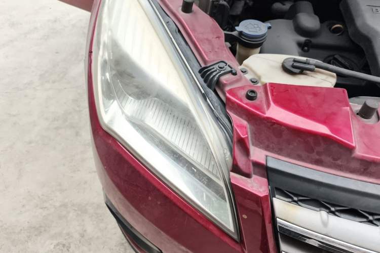 Used CHANGAN CS35 2012 1.6L Manual Luxury Model China IV Standard Right Front Headlight