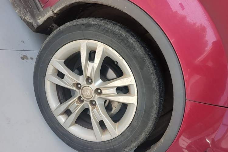 Used CHANGAN CS35 2012 1.6L Manual Luxury Model China IV Standard Right Front Wheel Hub
