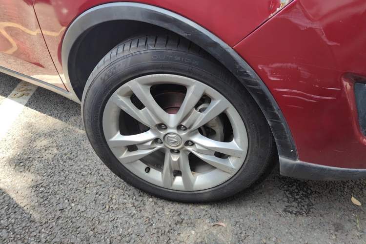 Used CHANGAN CS35 2012 1.6L Manual Luxury Model China IV Standard Right Front Wheel Hub