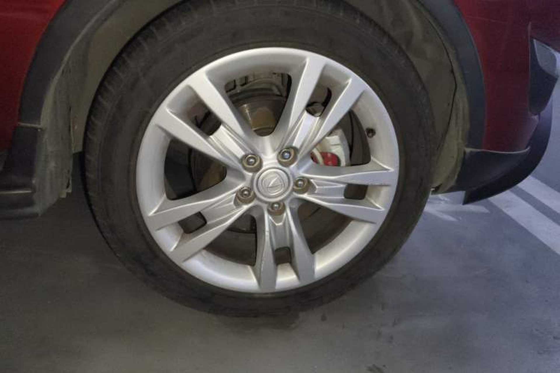 Used CHANGAN CS35 2012 1.6L Manual Comfort Edition China IV Standard Right Front Wheel Hub