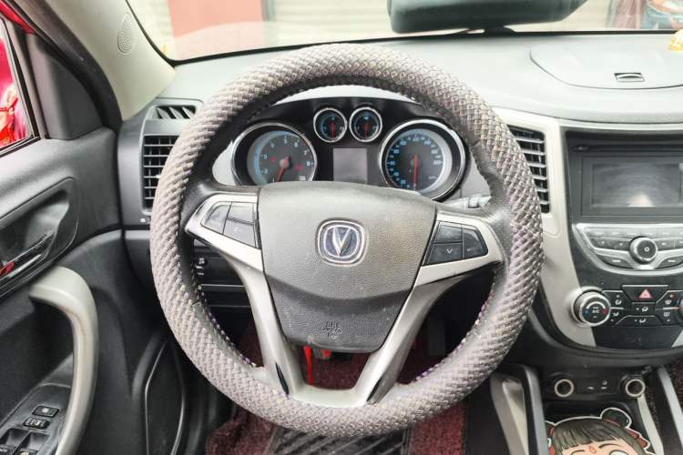 Used CHANGAN CS35 2012 1.6L Manual Luxury Model China IV Standard Steering Wheel