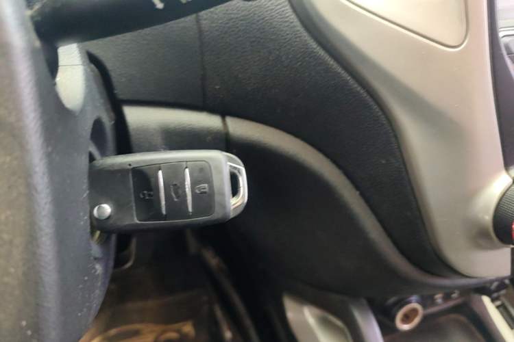 Used CHANGAN CS35 2012 1.6L Manual Luxury Model China IV Standard Vehicle Key