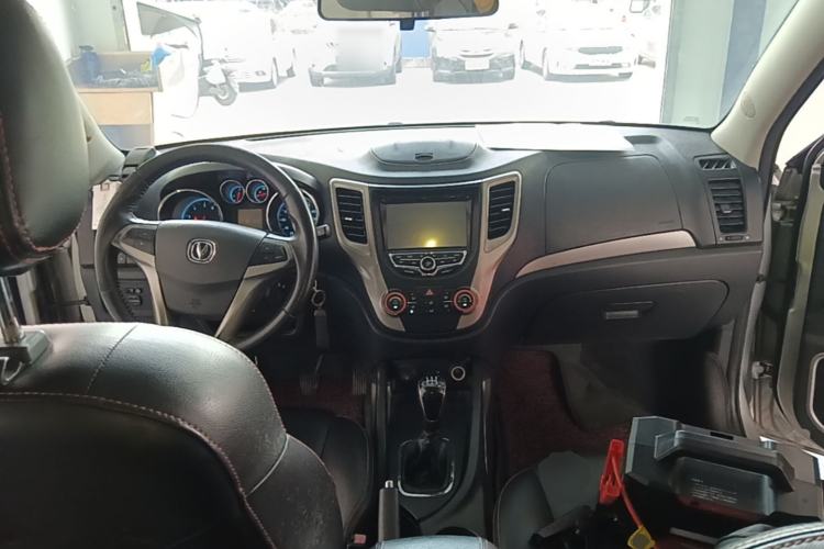 Used CHANGAN CS35 2012 1.6L Manual Comfort Version China V Standard Center Console