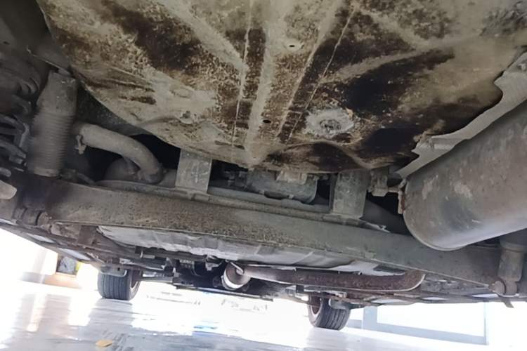 Used CHANGAN CS35 2012 1.6L Manual Comfort Version China V Standard Chassis Rear