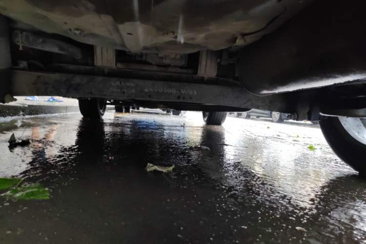 Used CHANGAN CS35 2012 1.6L Manual Luxury Model China IV Standard Chassis Rear