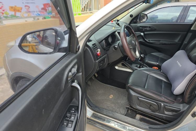 Used CHANGAN CS35 2012 1.6L Manual Luxury Model China IV Standard Driver Seat
