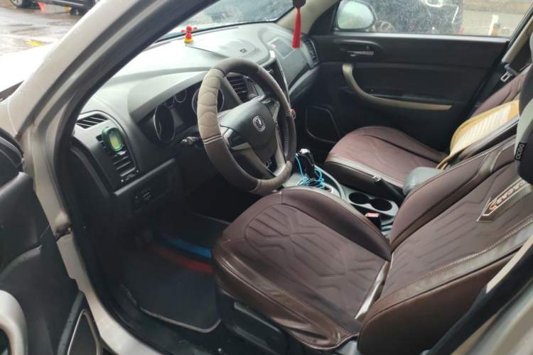 Used CHANGAN CS35 2012 1.6L Manual Luxury Model China IV Standard Driver Seat