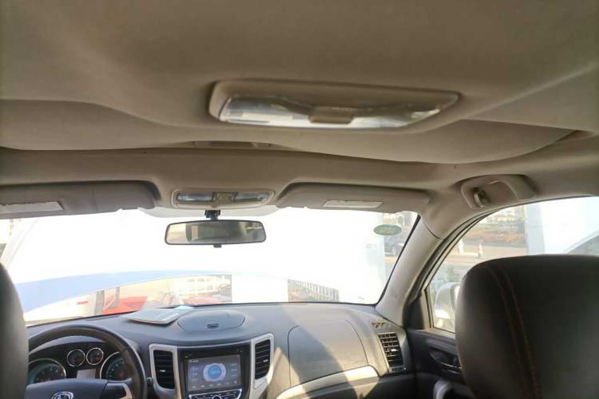 Used CHANGAN CS35 2012 1.6L Manual Luxury Model China IV Standard Headliner