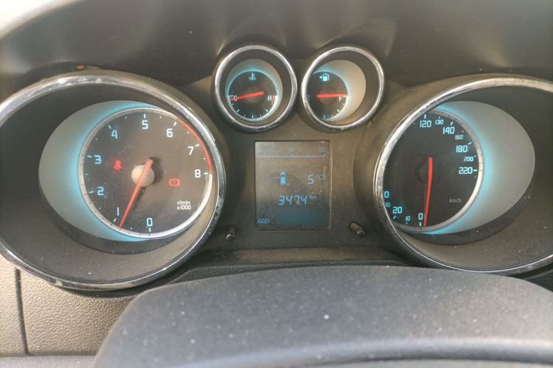 Used CHANGAN CS35 2012 1.6L Manual Luxury Model China IV Standard Instrument Cluster
