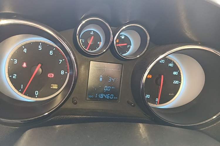 Used CHANGAN CS35 2012 1.6L Manual Comfort Version China V Standard Instrument Cluster