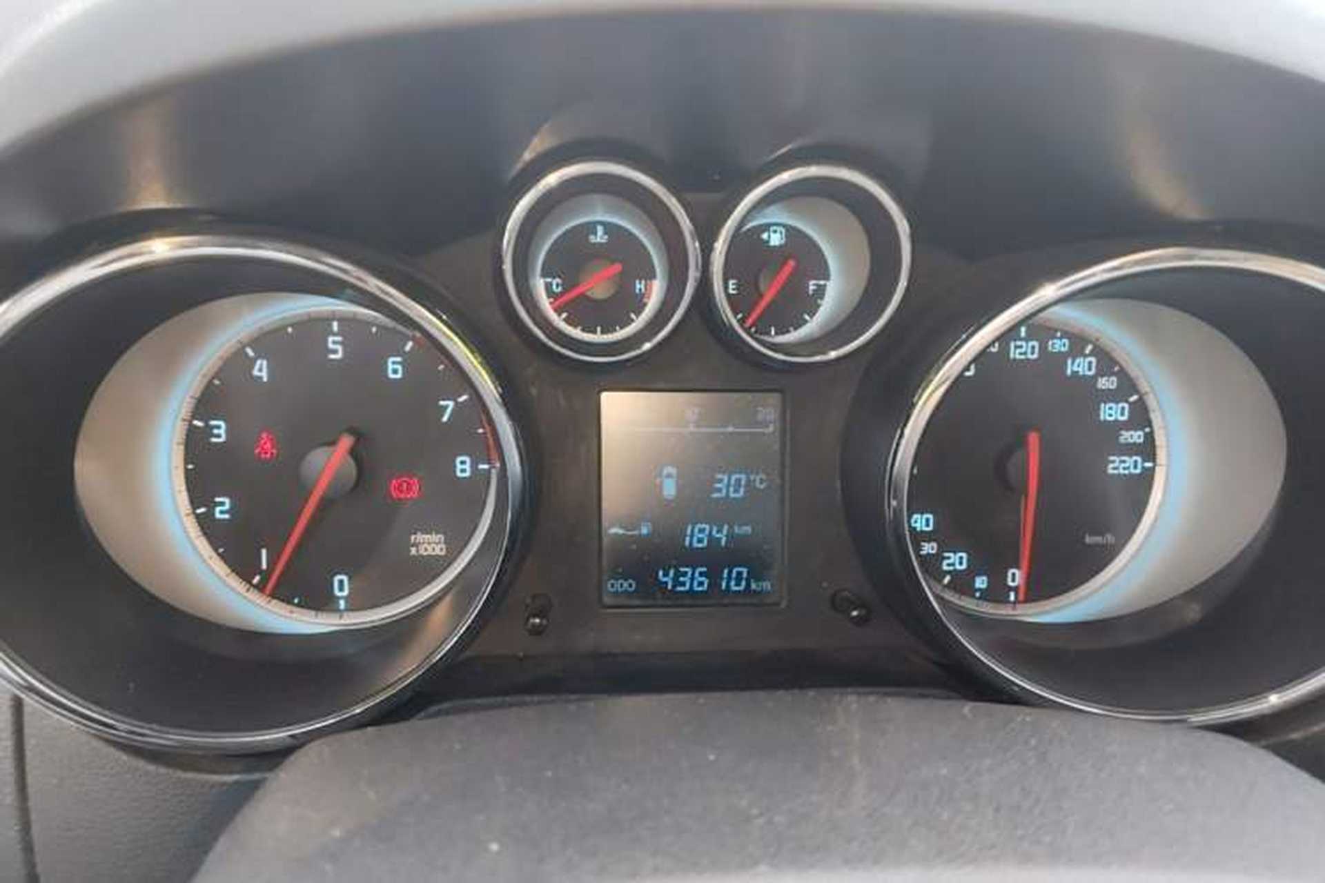 Used CHANGAN CS35 2012 1.6L Manual Comfort Version China V Standard Instrument Cluster