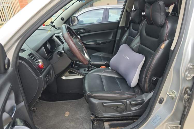 Used CHANGAN CS35 2012 1.6L Manual Luxury Model China IV Standard Left Front Seat