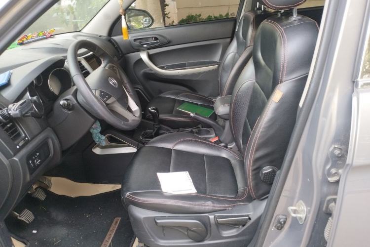 Used CHANGAN CS35 2012 1.6L Manual Luxury Model China IV Standard Left Front Seat