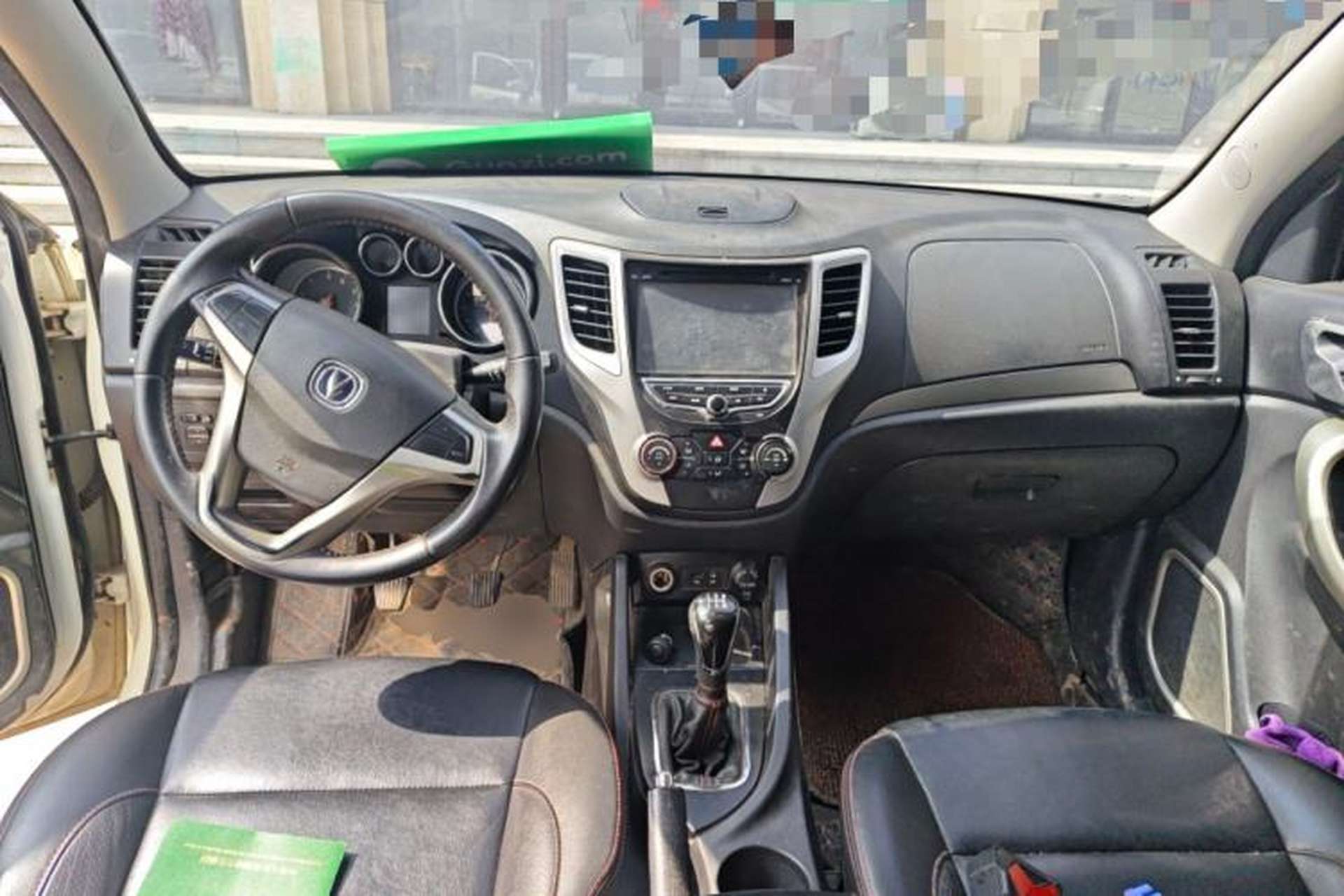Used CHANGAN CS35 2012 1.6L Manual Luxury Model China IV Standard Center Console