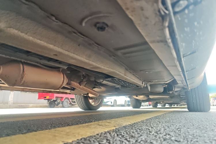 Used CHANGAN CS35 2012 1.6L Automatic Luxury Version China IV Standard Chassis Front Left