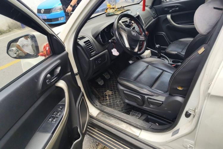 Used CHANGAN CS35 2012 1.6L Manual Comfort Version China V Standard Driver Seat