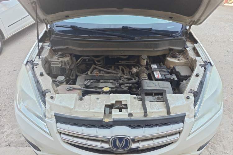 Used CHANGAN CS35 2012 1.6L Automatic Luxury Version China V Standard Engine Bay