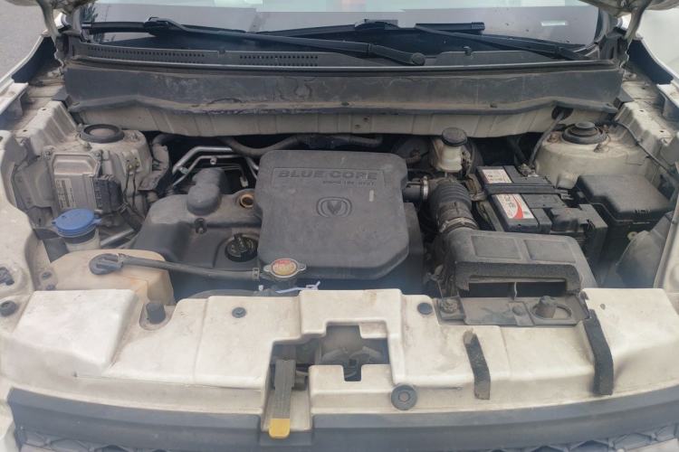 Used CHANGAN CS35 2012 1.6L Automatic Luxury Version China IV Standard Engine Bay