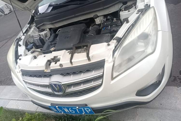 Used CHANGAN CS35 2012 1.6L Manual Comfort Edition China IV Standard Engine Bay