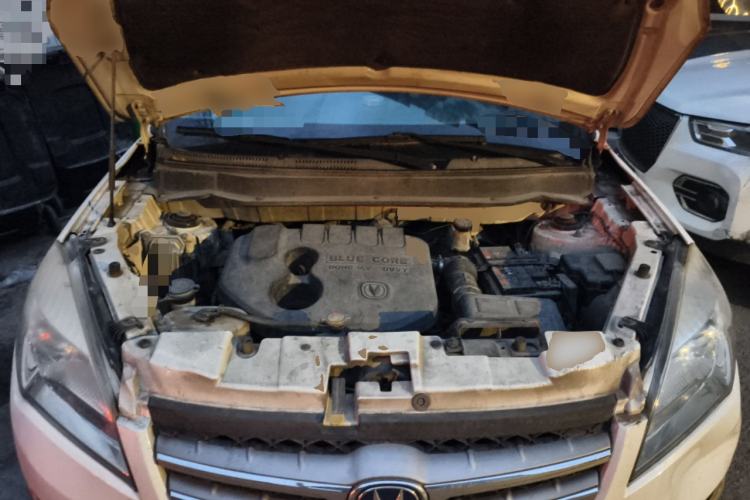 Used CHANGAN CS35 2012 1.6L Manual Luxury Model China IV Standard Engine Bay