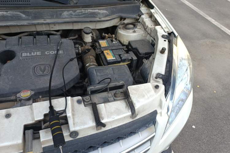 Used CHANGAN CS35 2012 1.6L Automatic Luxury Version China IV Standard Engine Bay Left