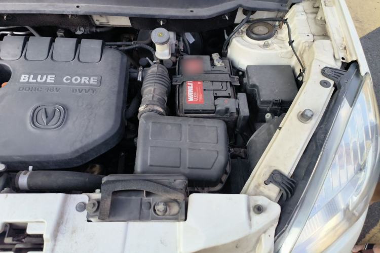 Used CHANGAN CS35 2012 1.6L Automatic Luxury Version China IV Standard Engine Bay Left