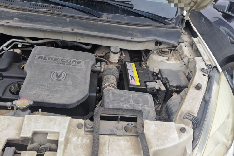 Used CHANGAN CS35 2012 1.6L Automatic Luxury Version China IV Standard Engine Bay Left