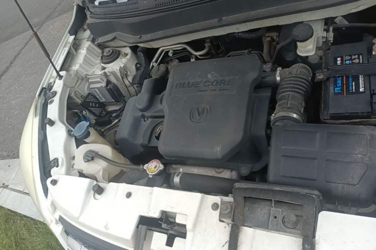 Used CHANGAN CS35 2012 1.6L Manual Comfort Edition China IV Standard Engine Bay Right