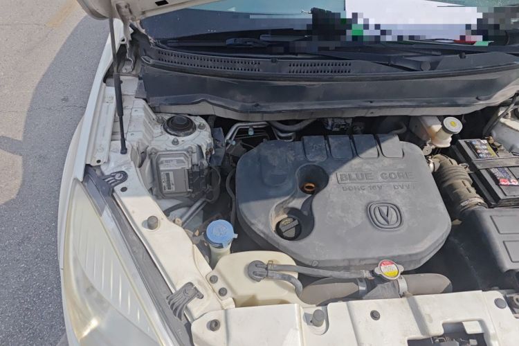 Used CHANGAN CS35 2012 1.6L Manual Luxury Model China IV Standard Engine Bay Right